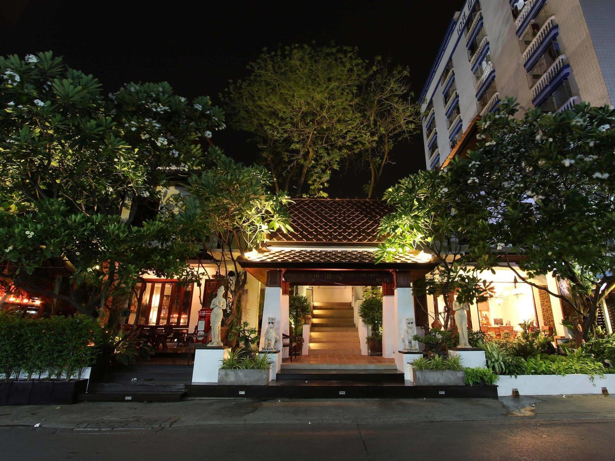 Yotaka Boutique Hotel Bangkok Buitenkant foto